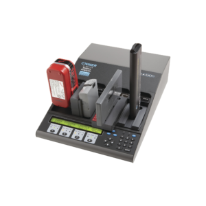 CADEX 7400ER-C Analizador de baterí­as de 4 cavidades (170 W) no incluye adaptadores.