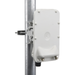 PTP-550  Hasta 1.36 GBps / 4910 - 6200 MHz / 802.11 AC Wave 2  MU-MIMO 4: 4x4 / BackHaul Conectorizado (C050055H014A)