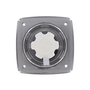 Regulador de presión de agua cromado.