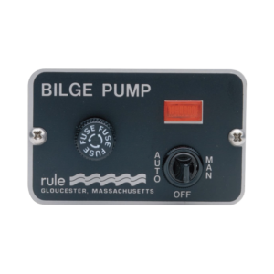 Switch de panel de tres con panel iluminado para control de bombas de achique.