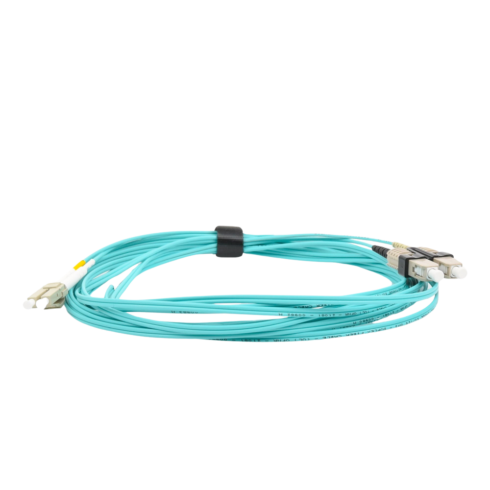 Jumper de Fibra ?ptica Multimodo 50/125 XGLO OM3, LC-SC Duplex, OFNR, Color Aqua, 5 Metros (16.40 Pies) - Imagen 3