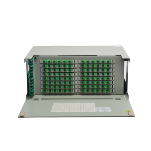 Distribuidor de Fibra ?ptica para 96 Empalmes, con 96 Acopladores SC/APC y 96 Pigtails, 19, 4 UR