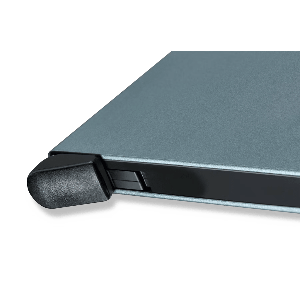 Tarjetero / Almacenamiento Seguro 4-6 Tarjetas / Aluminio Duradero / Protección RFID / Sistema Deslizamiento Patentado / Color Gris. - Imagen 5