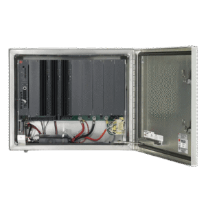 Control de sirena UltraVoice® y gabinete de batería con IP habilitado, bidireccional (radio de banda ancha y software SmartMsg se venden por separado)