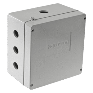 Caja de Unión de Aluminio con 3 salidas de 1" / 3 Orificios en la parte inferior.